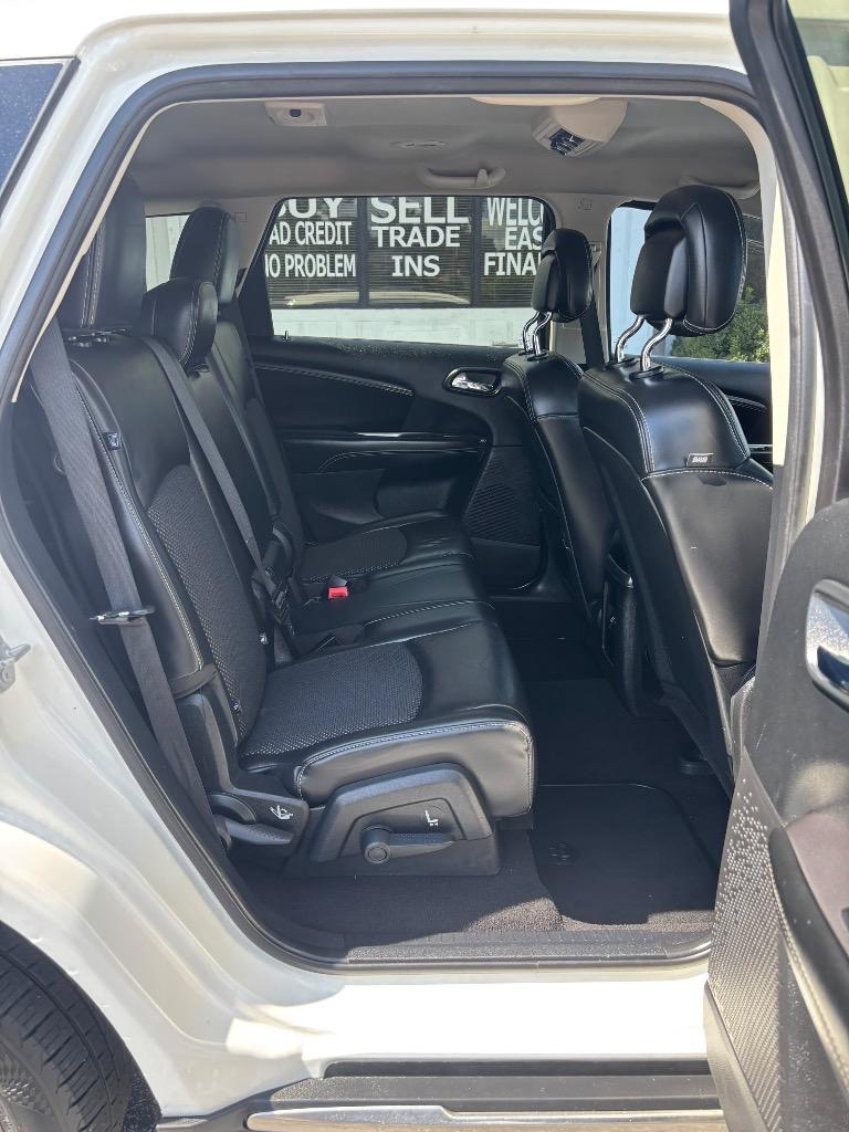 2015 Dodge Journey - $9,995