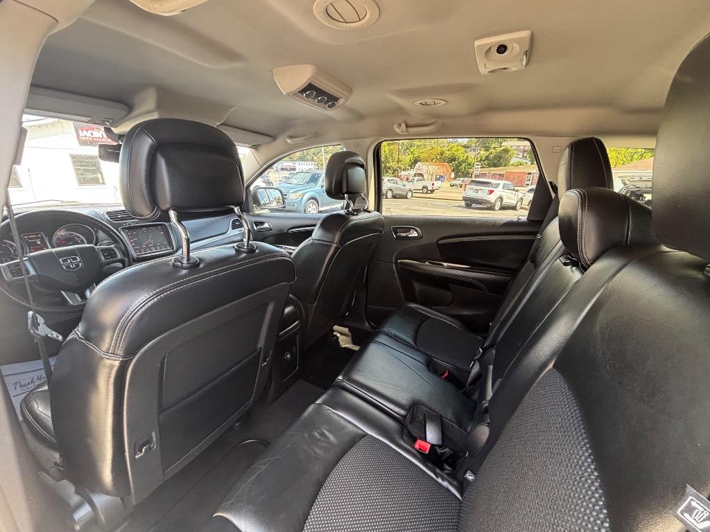 2015 Dodge Journey - $9,995