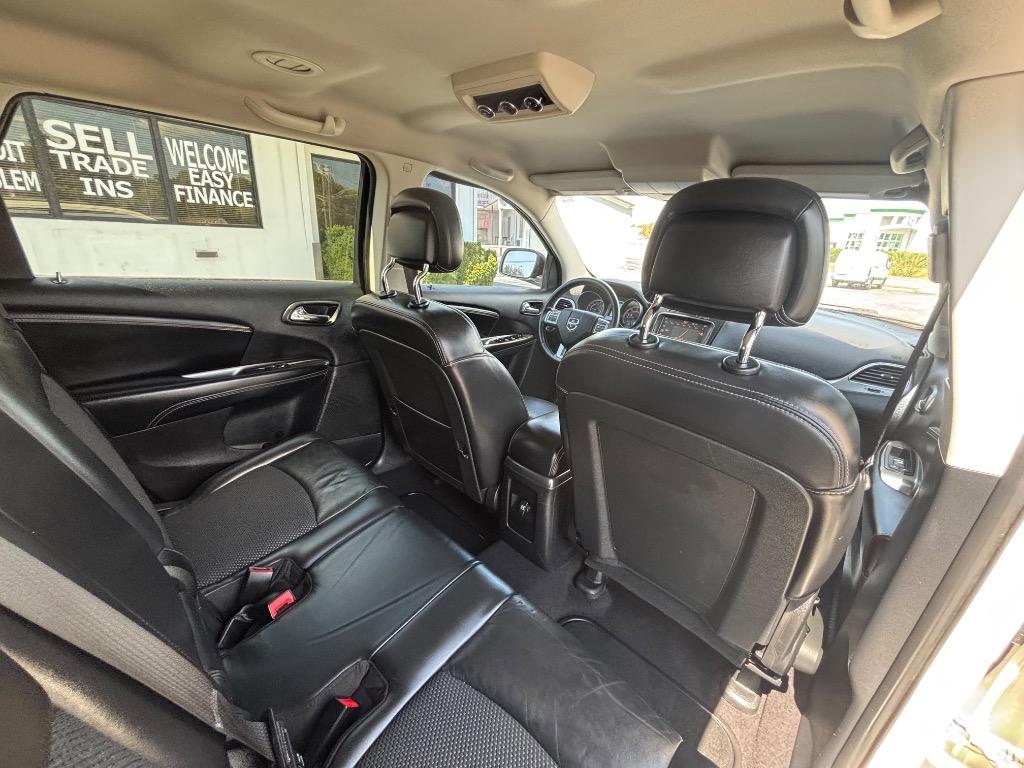 2015 Dodge Journey - $9,995