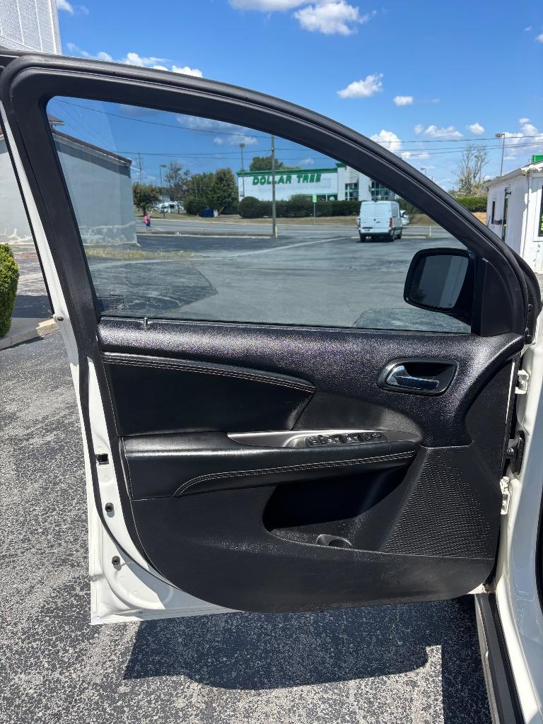 2015 Dodge Journey - $9,995