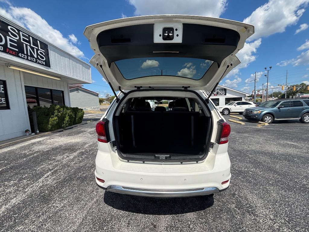 2015 Dodge Journey - $9,995