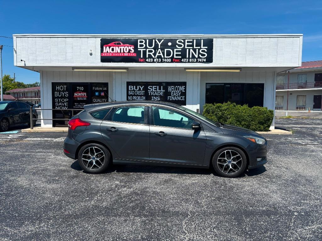 2017 Ford Focus - $9,995