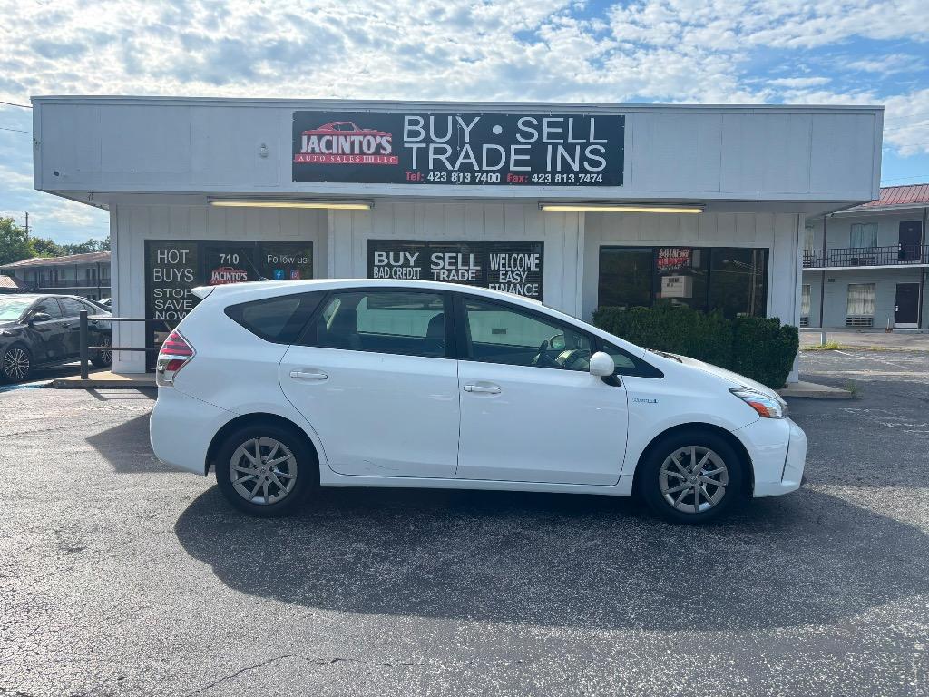 2017 Toyota Prius - $13,995