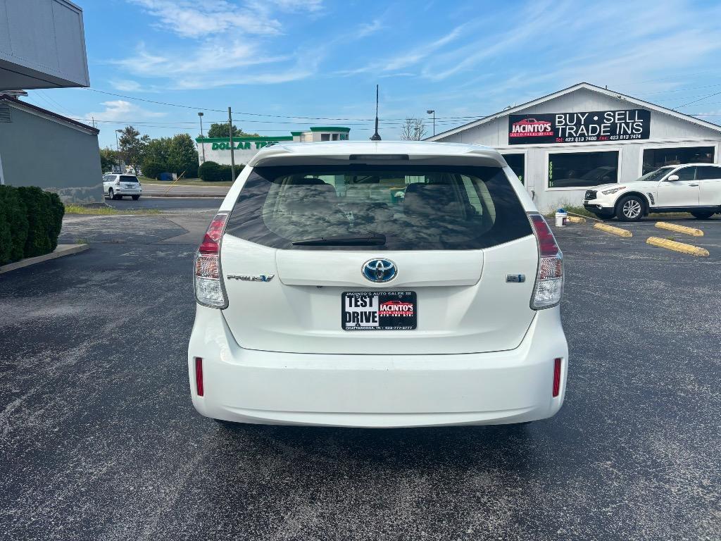 2017 Toyota Prius - $13,995