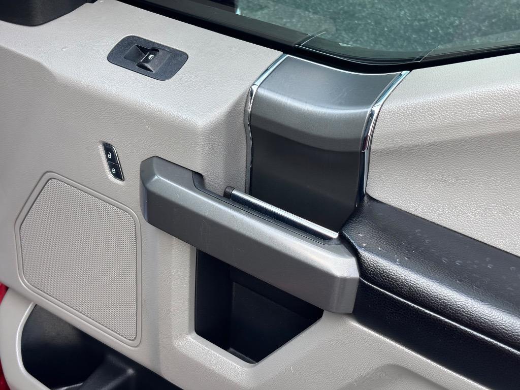 2017 Ford F-150 - $17,995