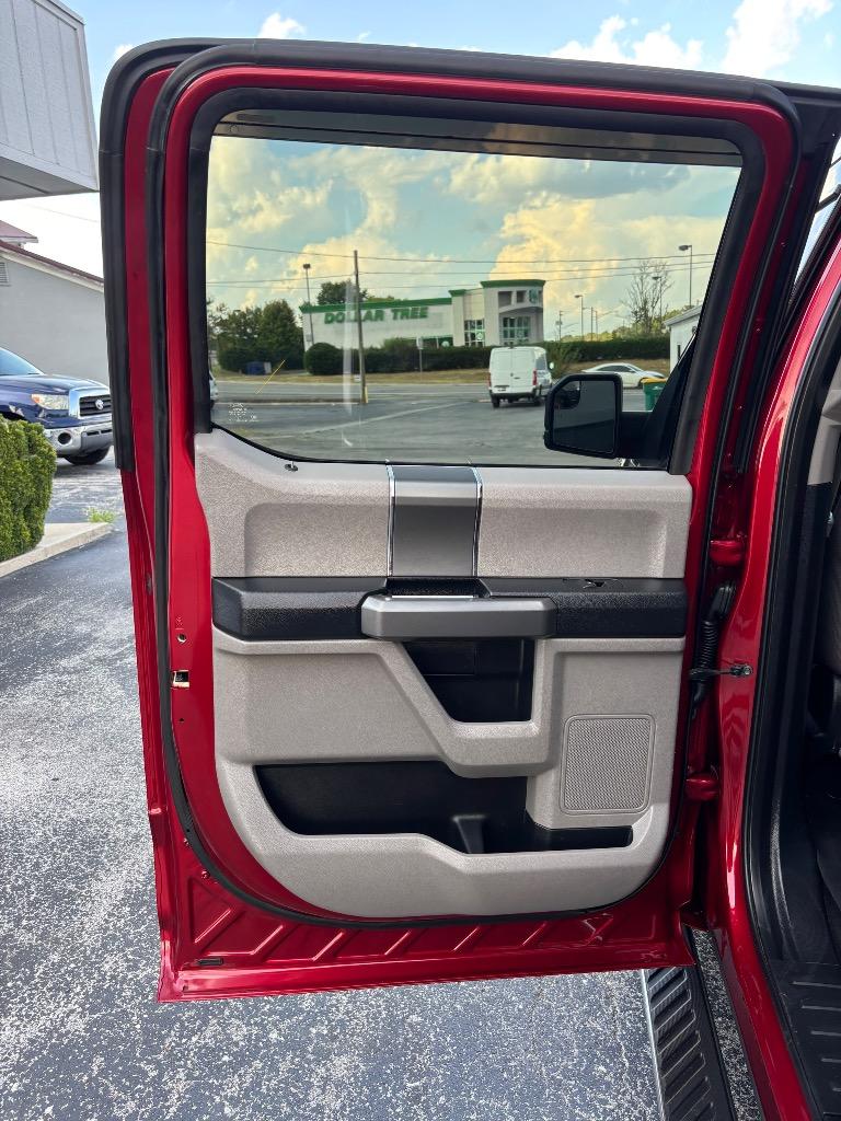 2017 Ford F-150 - $17,995