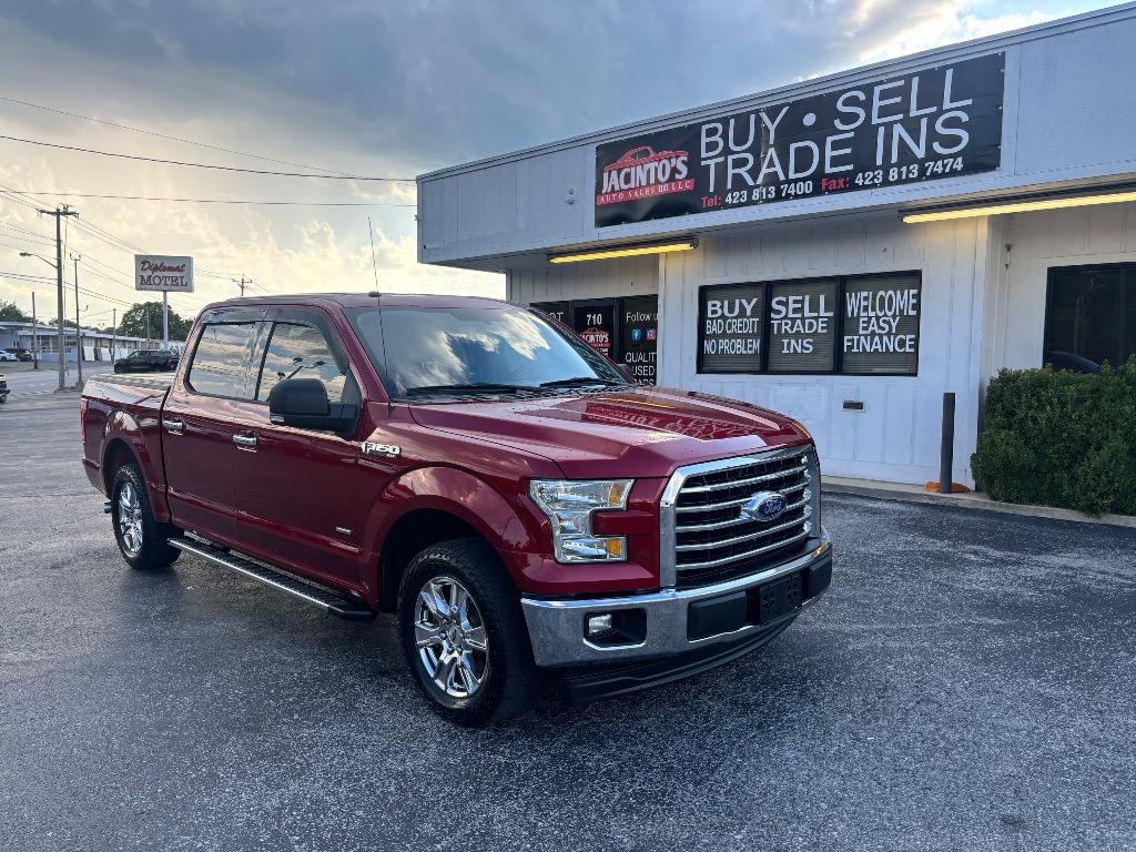 2017 Ford F-150 - $17,995