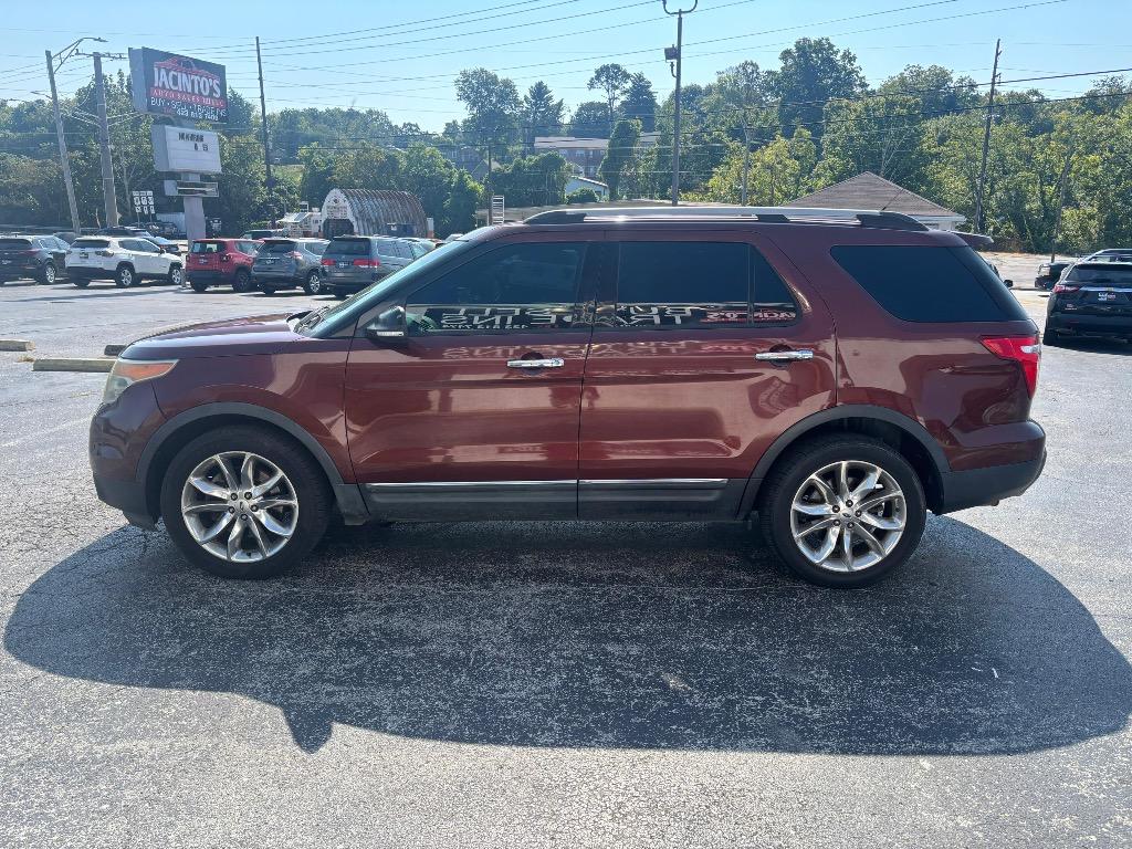 2015 Ford Explorer - $13,995