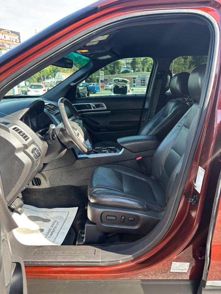 2015 Ford Explorer - $13,995