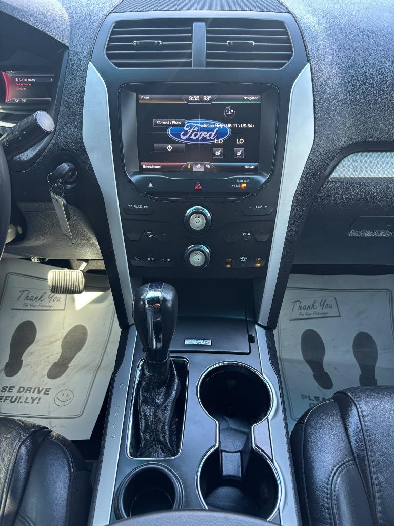 2015 Ford Explorer - $13,995