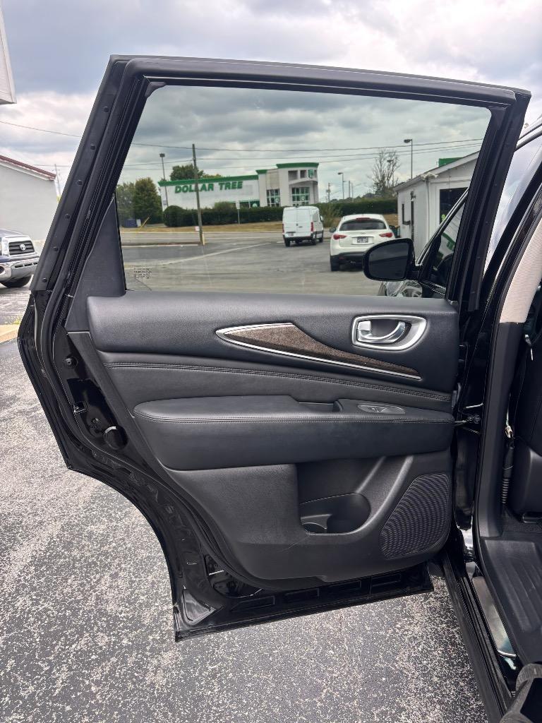 2015 INFINITI QX60 - $13,995