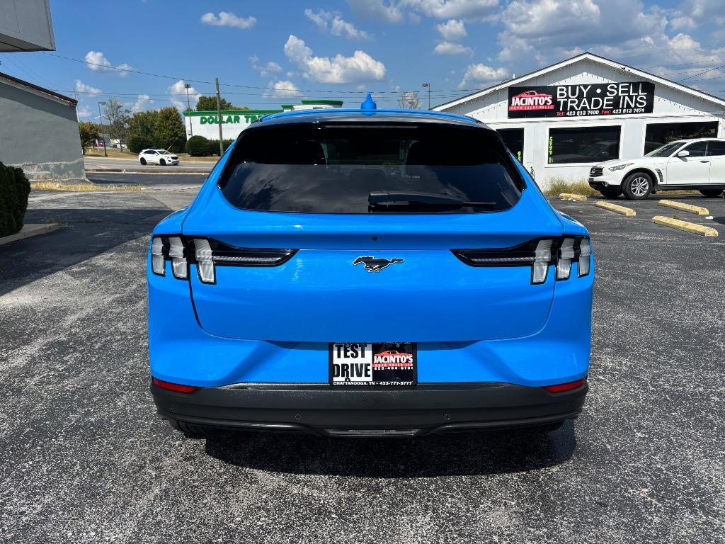 2022 Ford Mustang - $27,995