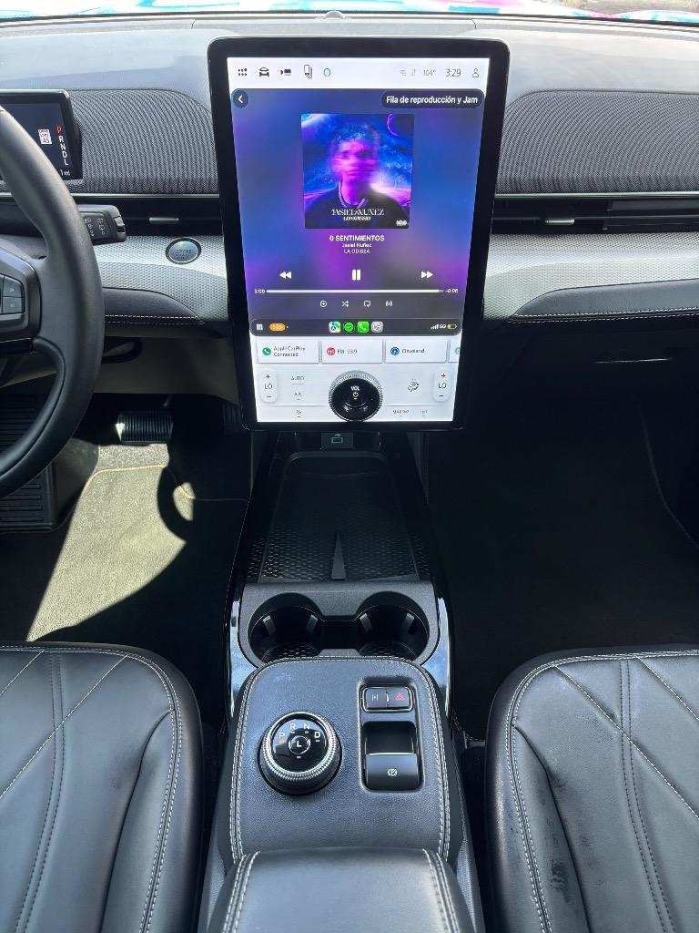 2022 Ford Mustang - $27,995