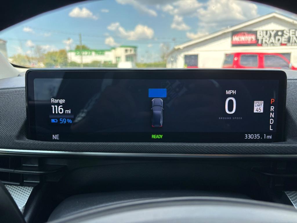 2022 Ford Mustang - $27,995