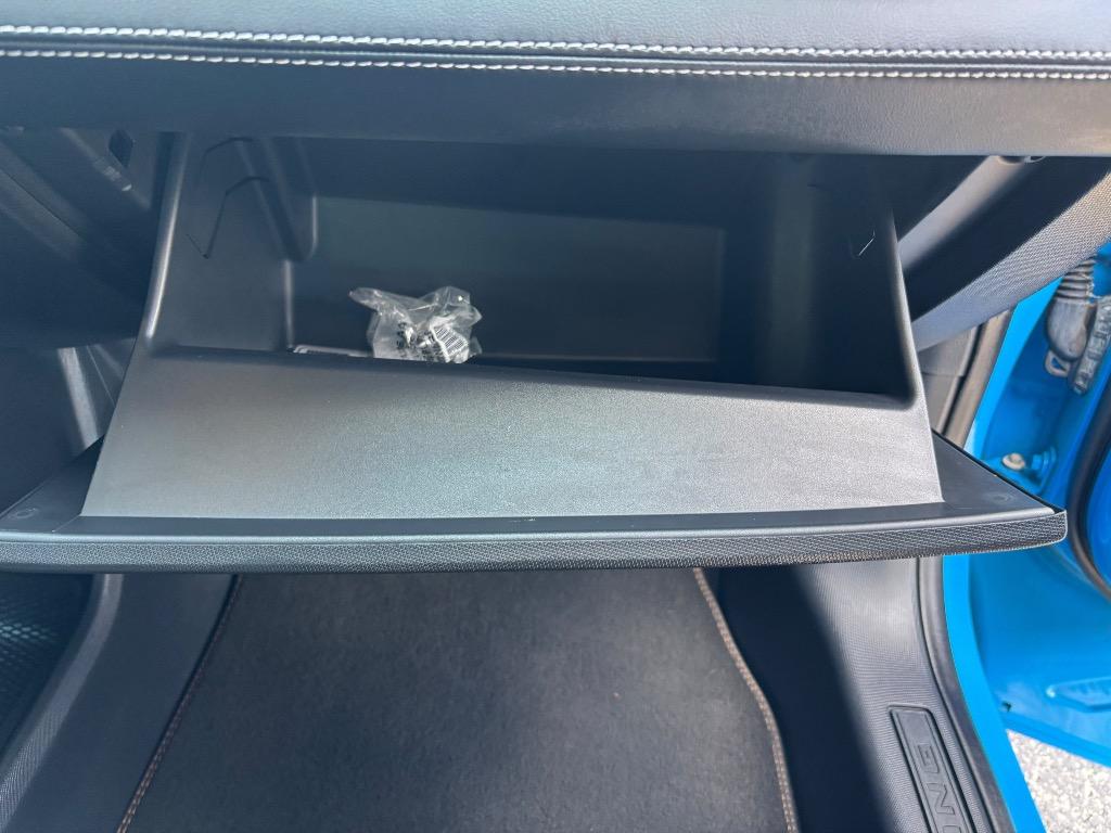2022 Ford Mustang - $27,995