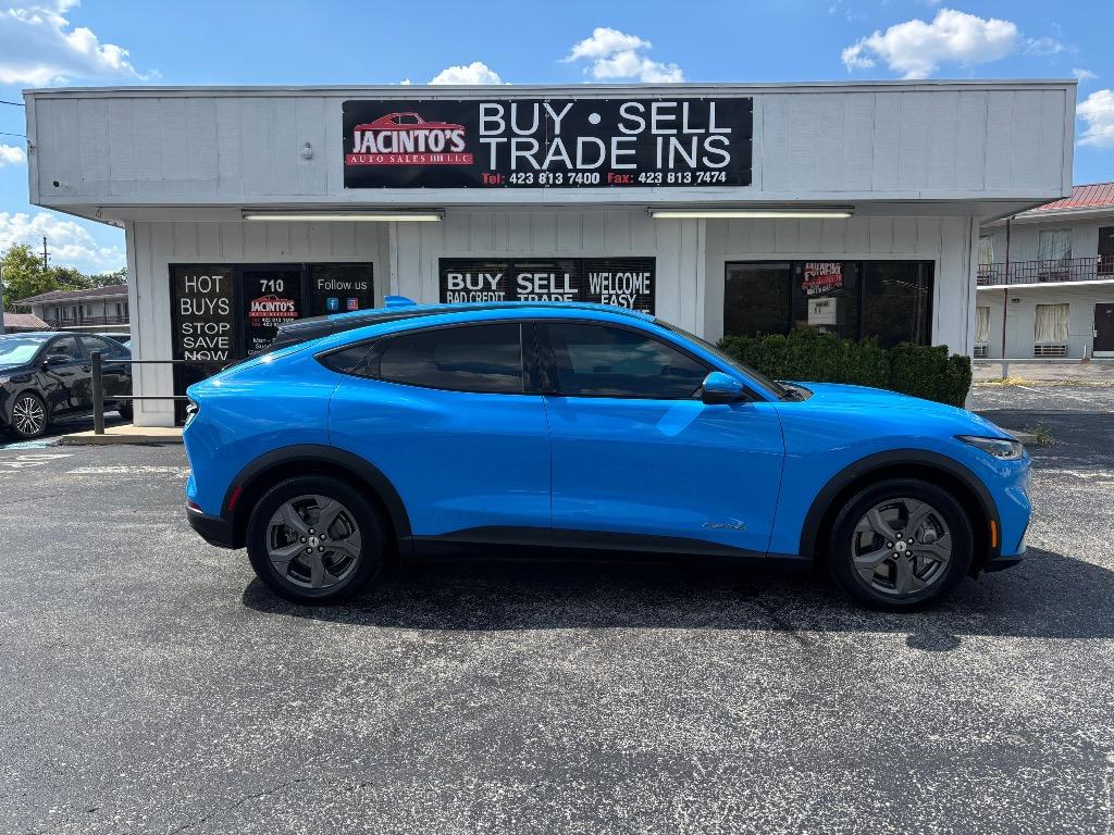 2022 Ford Mustang - $27,995