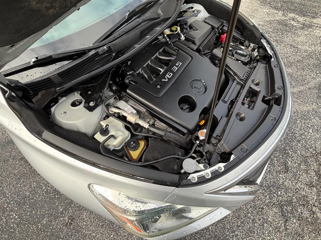 2015 Nissan Altima - $9,995