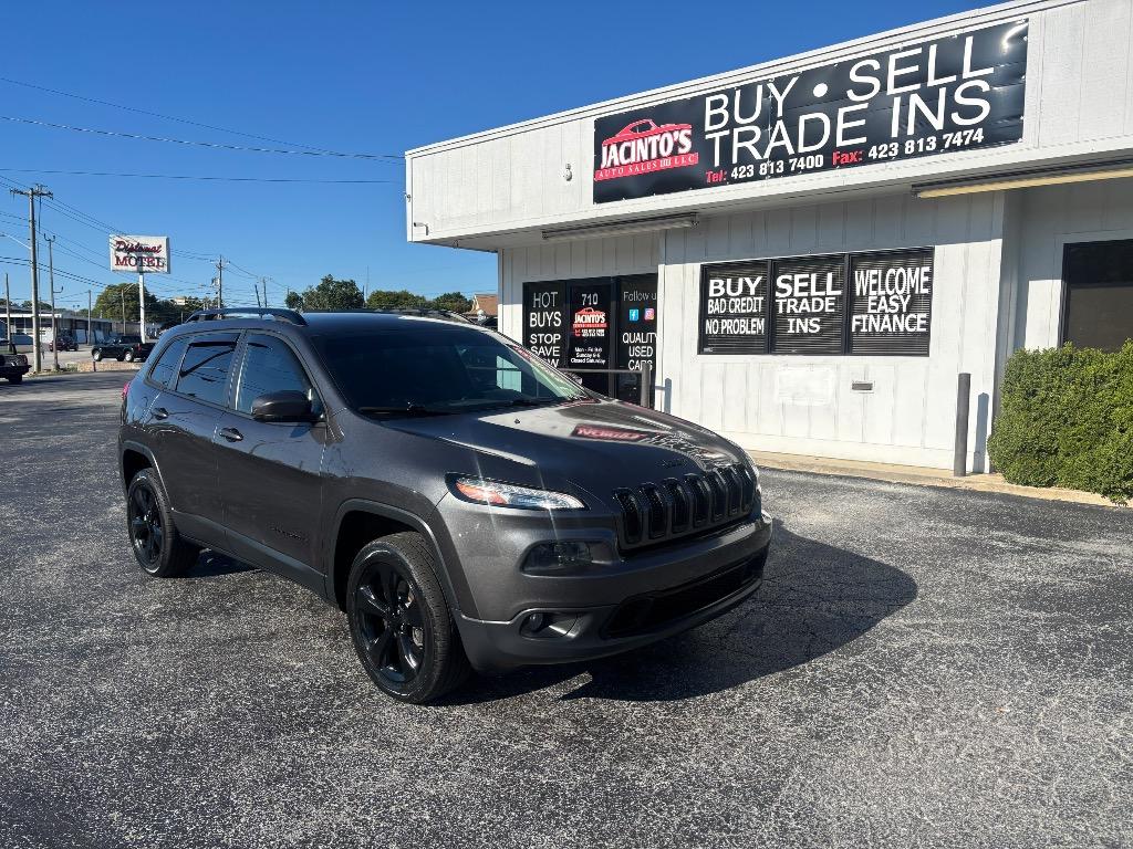 2016 Jeep Cherokee - $11,995