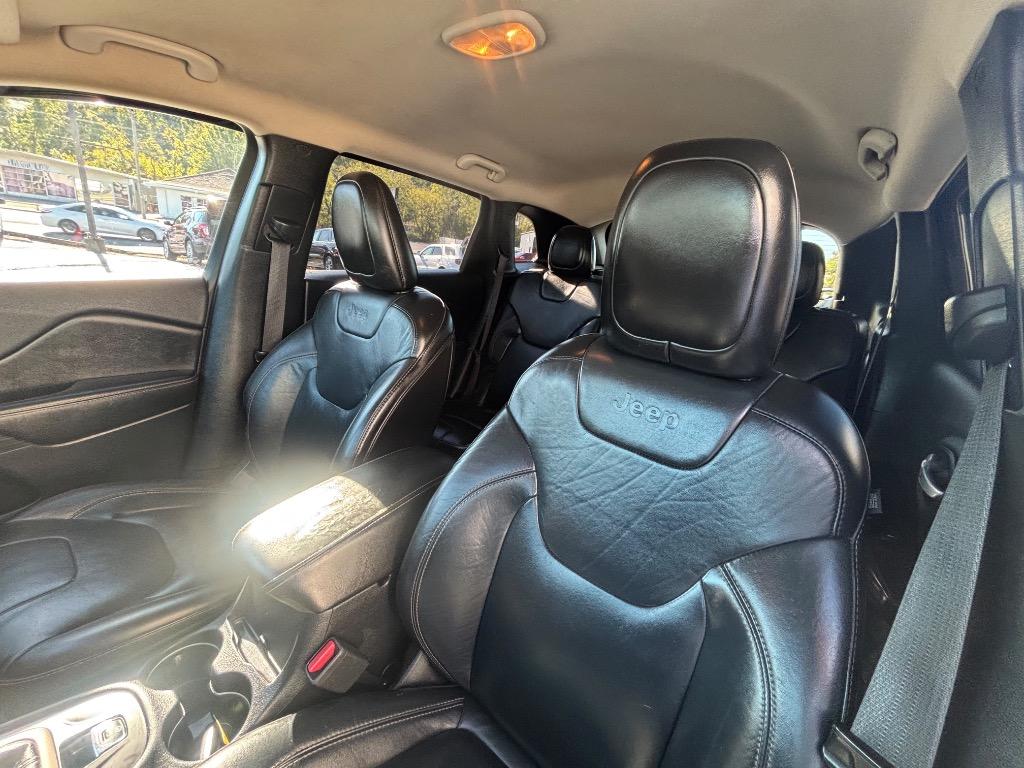 2016 Jeep Cherokee - $11,995