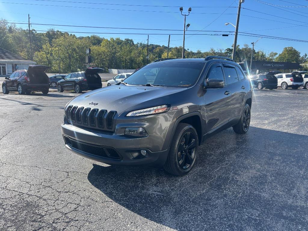 2016 Jeep Cherokee - $11,995