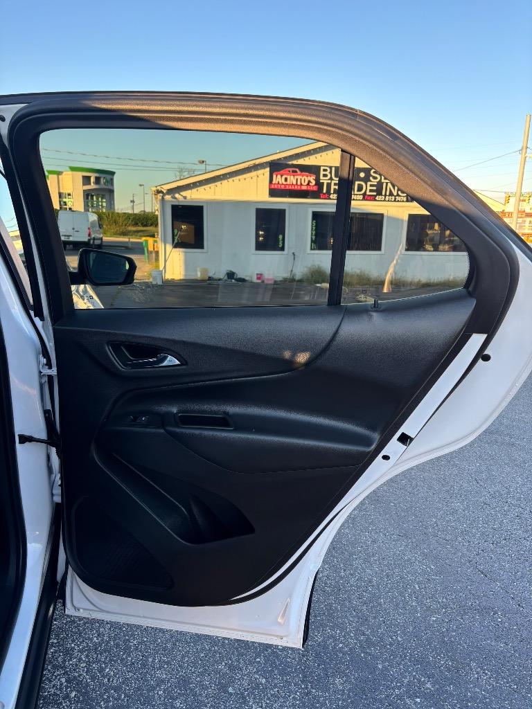 2022 Chevrolet Equinox - $19,995