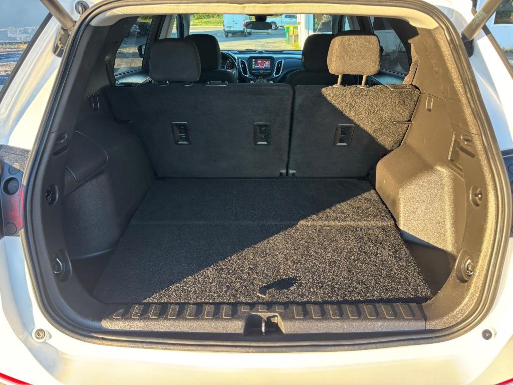 2022 Chevrolet Equinox - $19,995