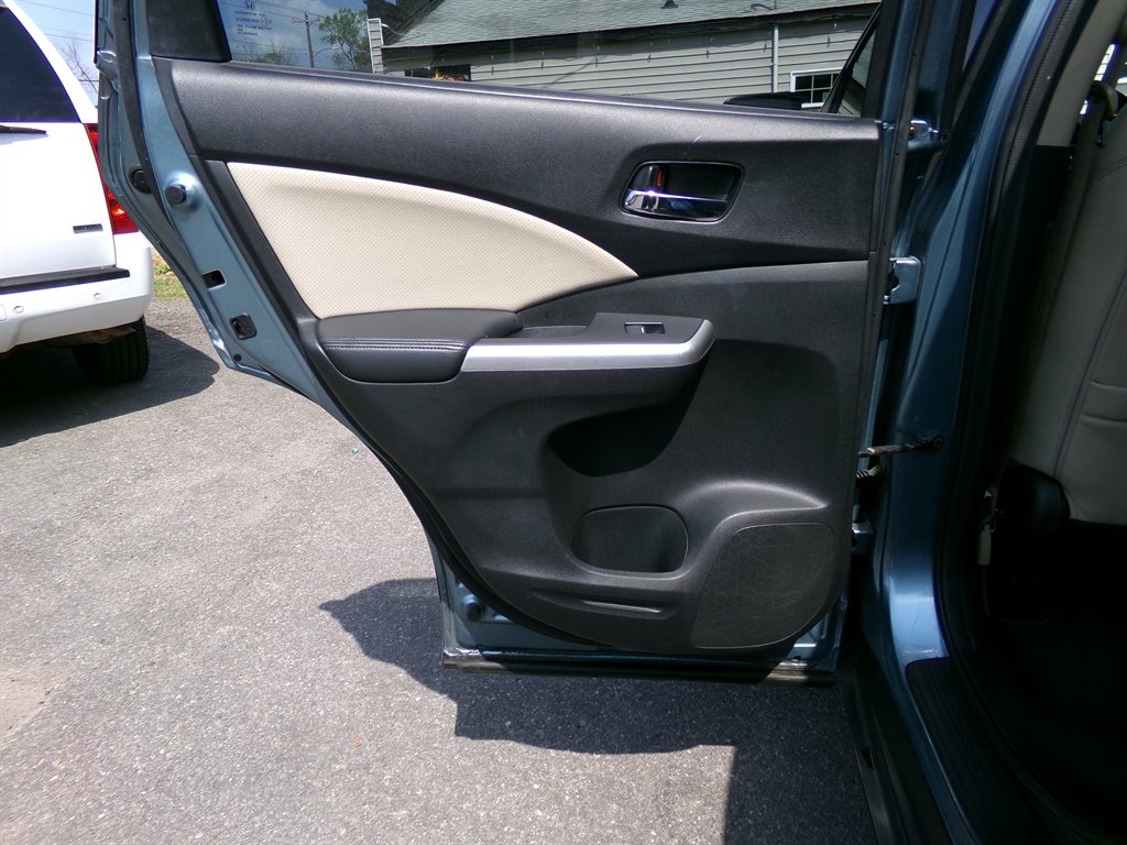 2016 Honda CR-V - $15,995