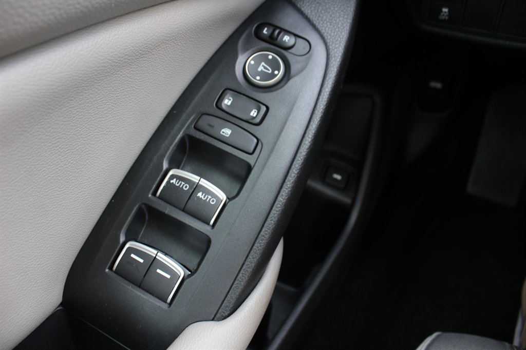 2020 Honda Accord - $19,995