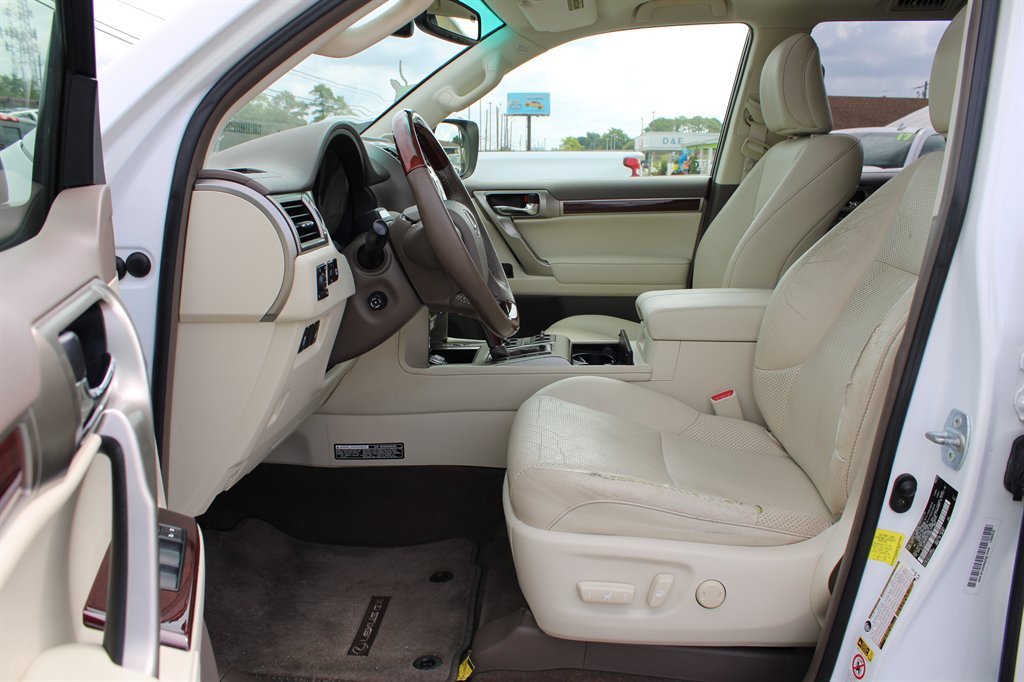 2015 Lexus GX - $29,995