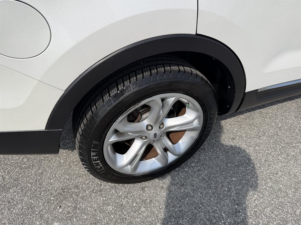 2012 Ford Explorer - $10,995