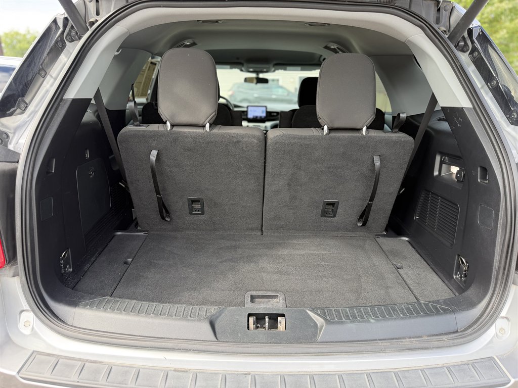 2021 Ford Explorer - $19,990