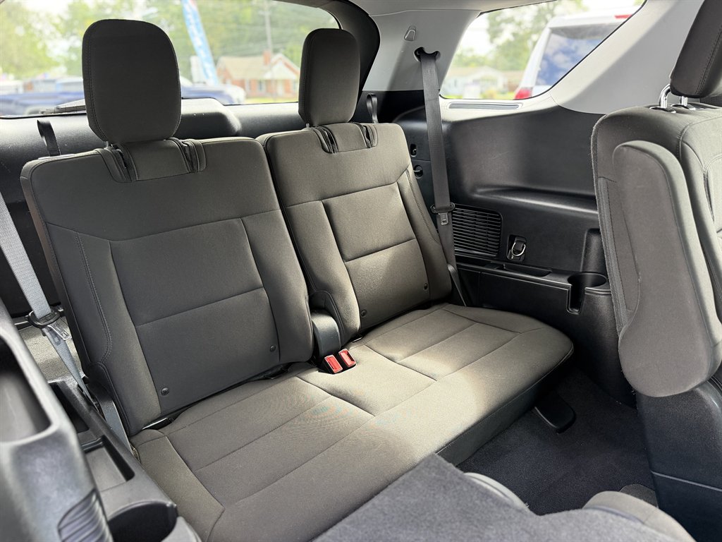 2021 Ford Explorer - $19,990