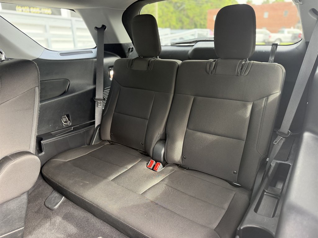 2021 Ford Explorer - $19,990