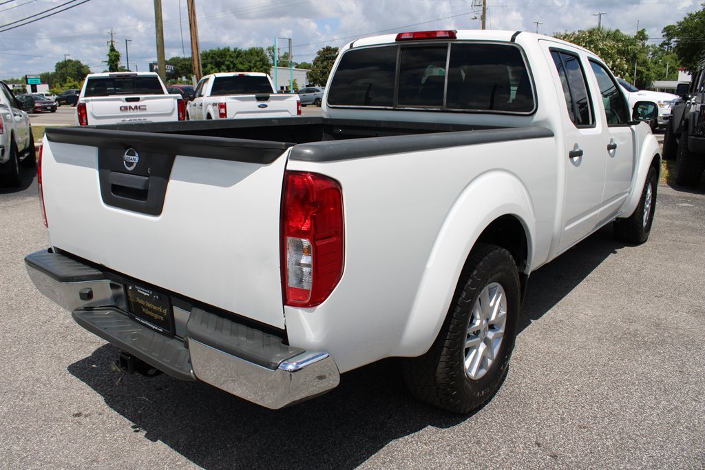 2017 Nissan Frontier SV photo