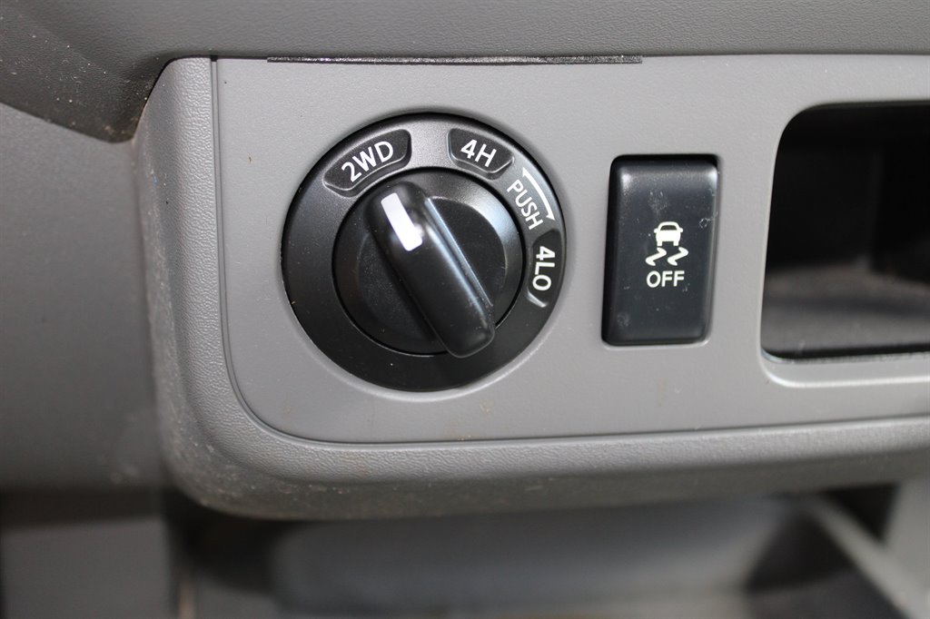 2017 Nissan Frontier SV photo