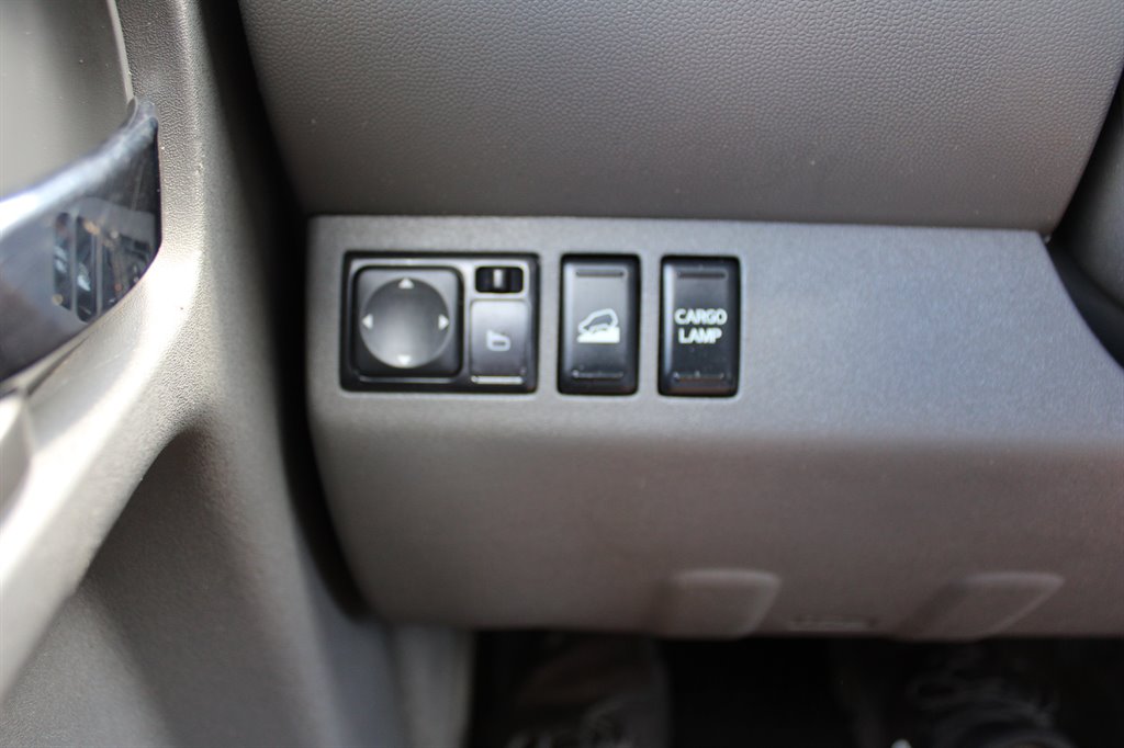 2017 Nissan Frontier SV photo