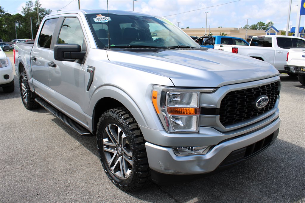 2022 Ford F150 XLT photo