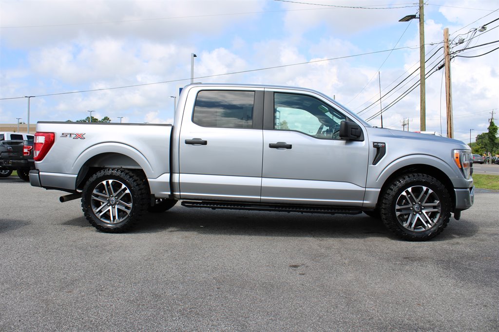 2022 Ford F150 XLT photo