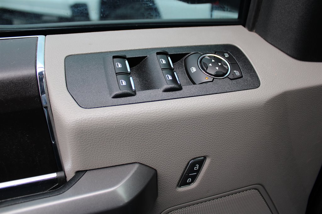 2019 Ford F150 XLT photo