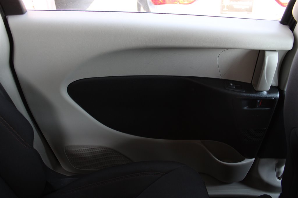 2019 Chrysler Pacifica L photo