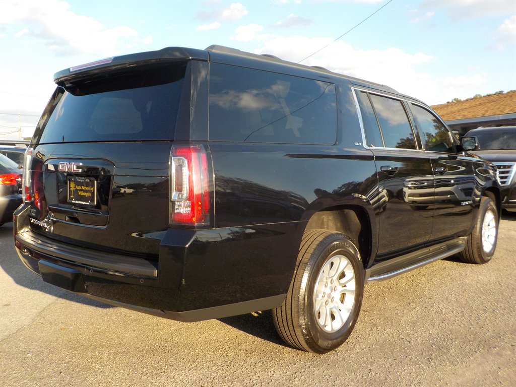 2015 GMC Yukon XL SLT 1500 photo