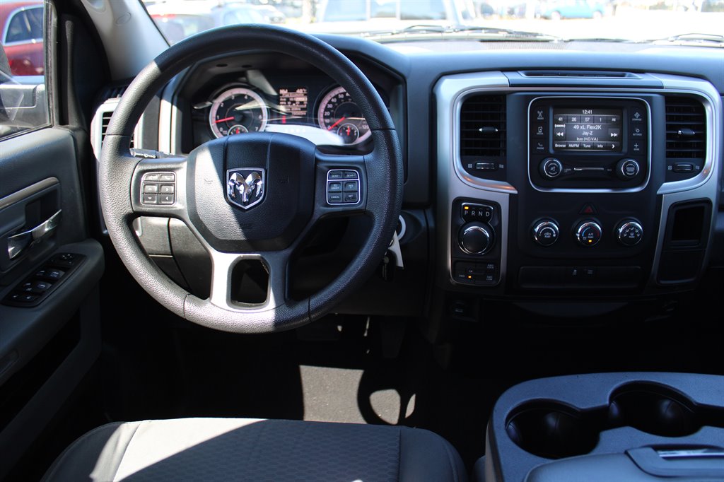 2018 RAM 1500 SLT photo