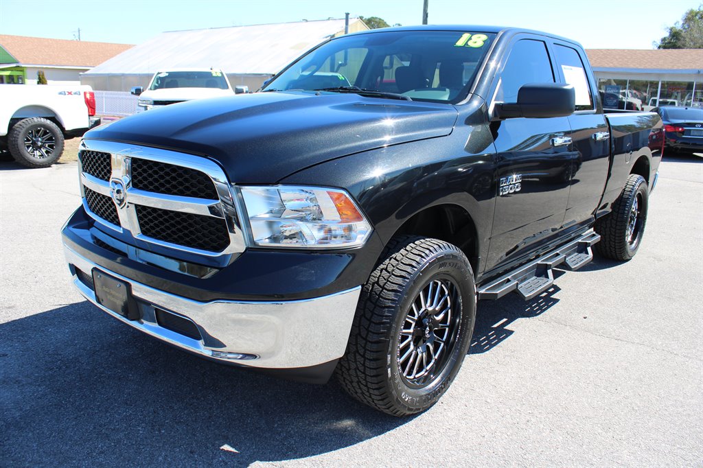 2018 RAM 1500 SLT photo