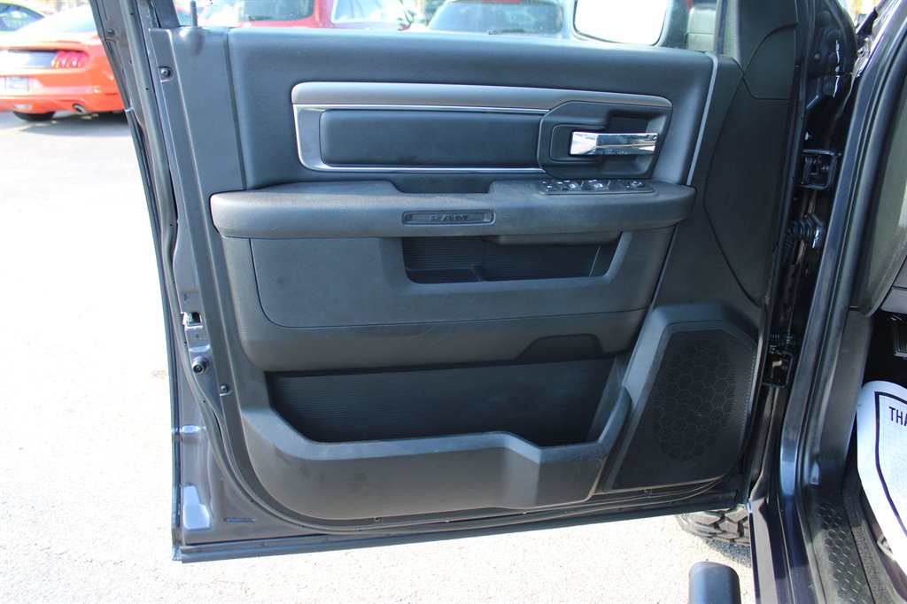 2021 RAM 1500 DS Warlock photo