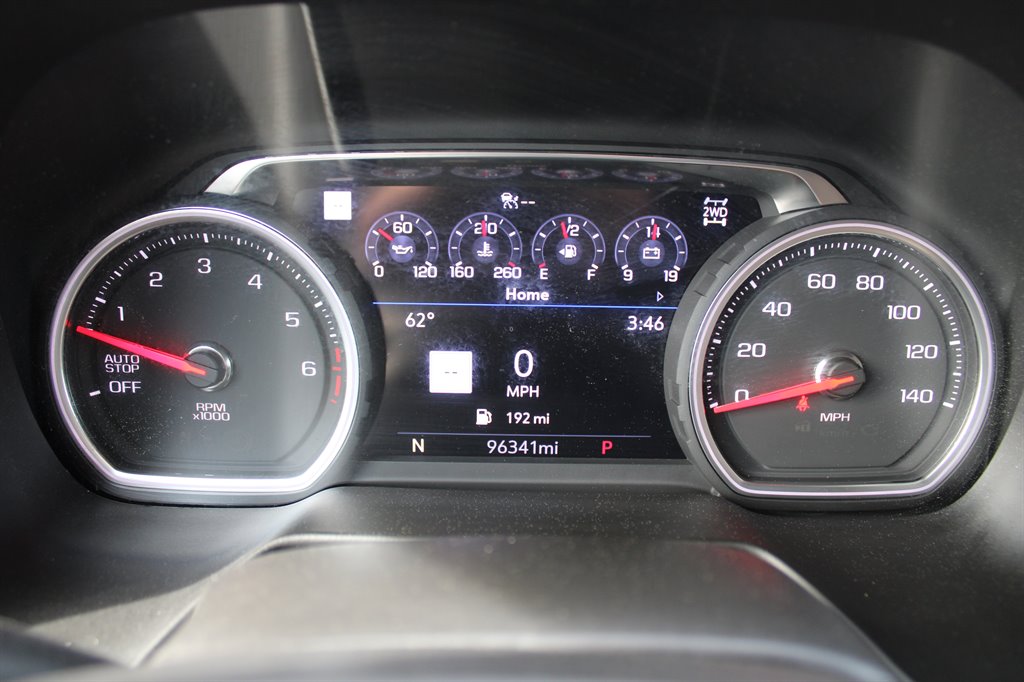 2021 Chevrolet Suburban 1500 High Country photo