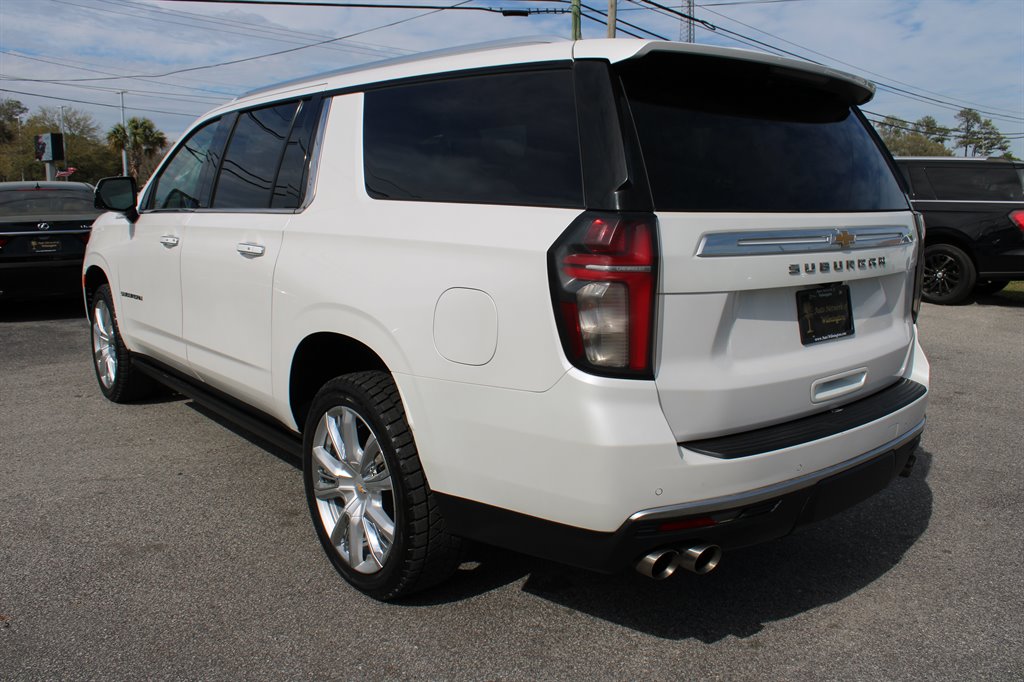 2021 Chevrolet Suburban 1500 High Country photo
