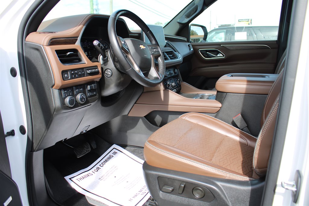 2021 Chevrolet Suburban 1500 High Country photo