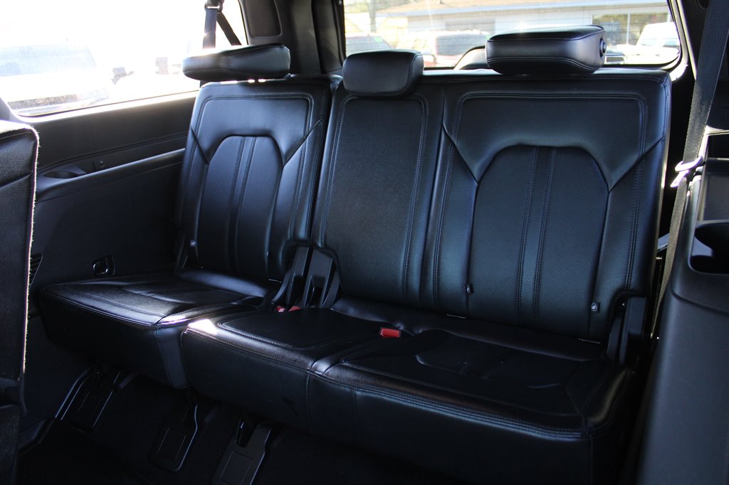 2019 Ford Expedition Max Limited photo