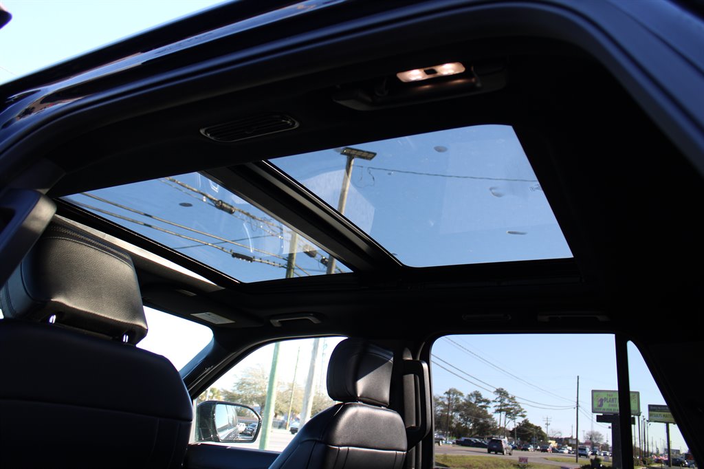 2019 Ford Expedition Max Limited photo
