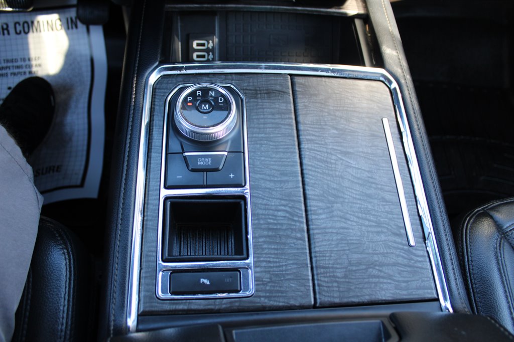 2019 Ford Expedition Max Limited photo
